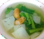 かぶとかぶの葉の野菜コンソメスープ